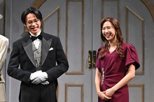 左から上田竜也、玉井詩織。
