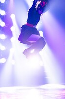 ジャンプする増田陽凪。