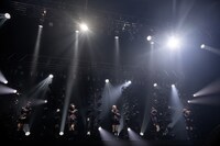 「Lily」を歌うRingwanderung。