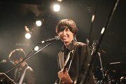 江沼郁弥（Vo, G）（撮影：柘植美咲）