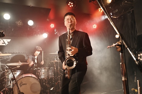 渡邊恭一（Sax, Cl, Fl）（撮影：柘植美咲）