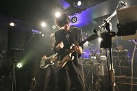 江沼郁弥（Vo, G）（撮影：柘植美咲）