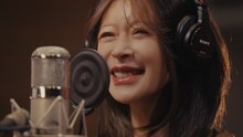 中森明菜が登場する「Melody of meiji」動画より。