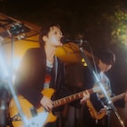 オレンジスパイニクラブが渋谷の公園でロックンロール!ライブハウスさながらの熱演見せたフリーライブ