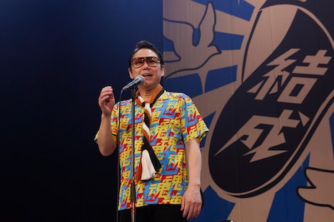 破壊（Vo / 阿部サダヲ）扮する9代目中村屋華左衛門。（撮影：広川智基）