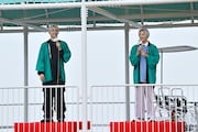 トークを展開する高尾兄弟。