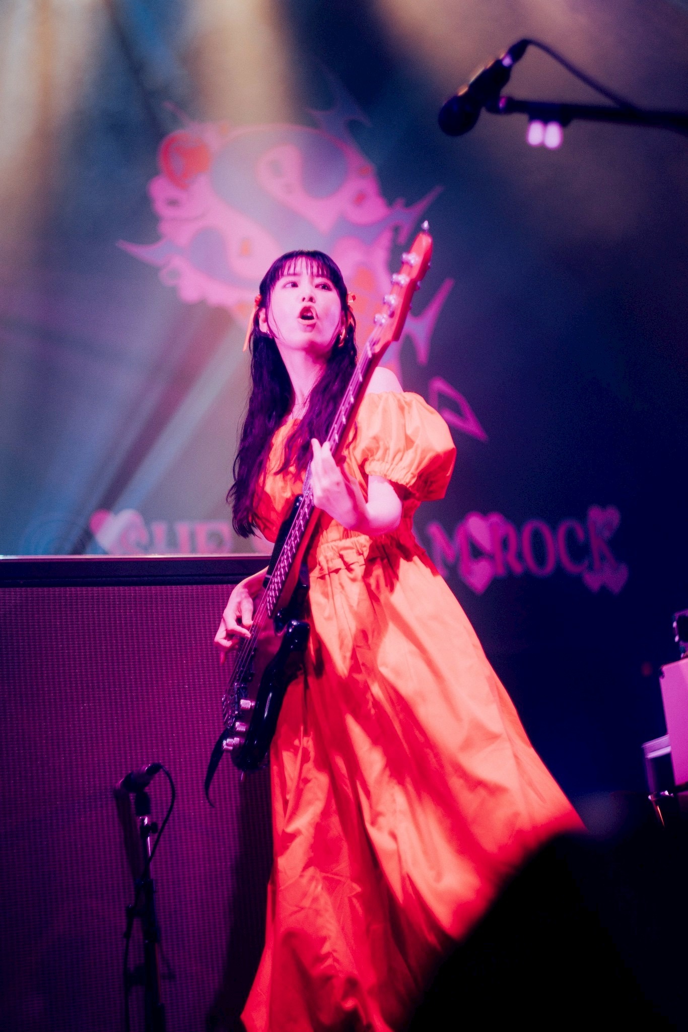 TOMOMI（B / SCANDAL）（Photo by toya ）