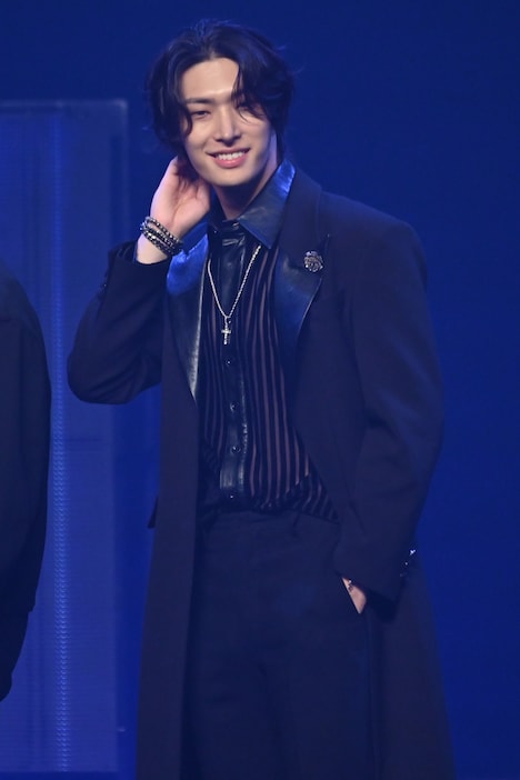 何かと茶々を入れるミンギ。