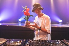 okadada（撮影：寺沢美遊 ）