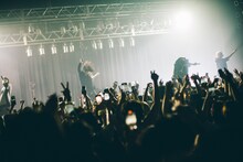 STARKIDSのライブの様子。（撮影：宇都宮勝）