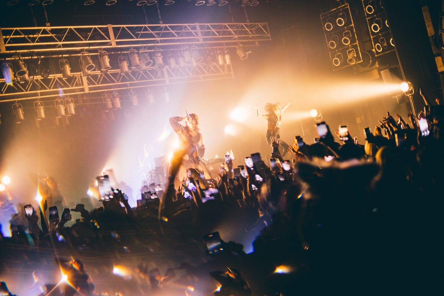 leviとlilbesh ramkoのパフォーマンスの様子。（撮影：宇都宮勝）