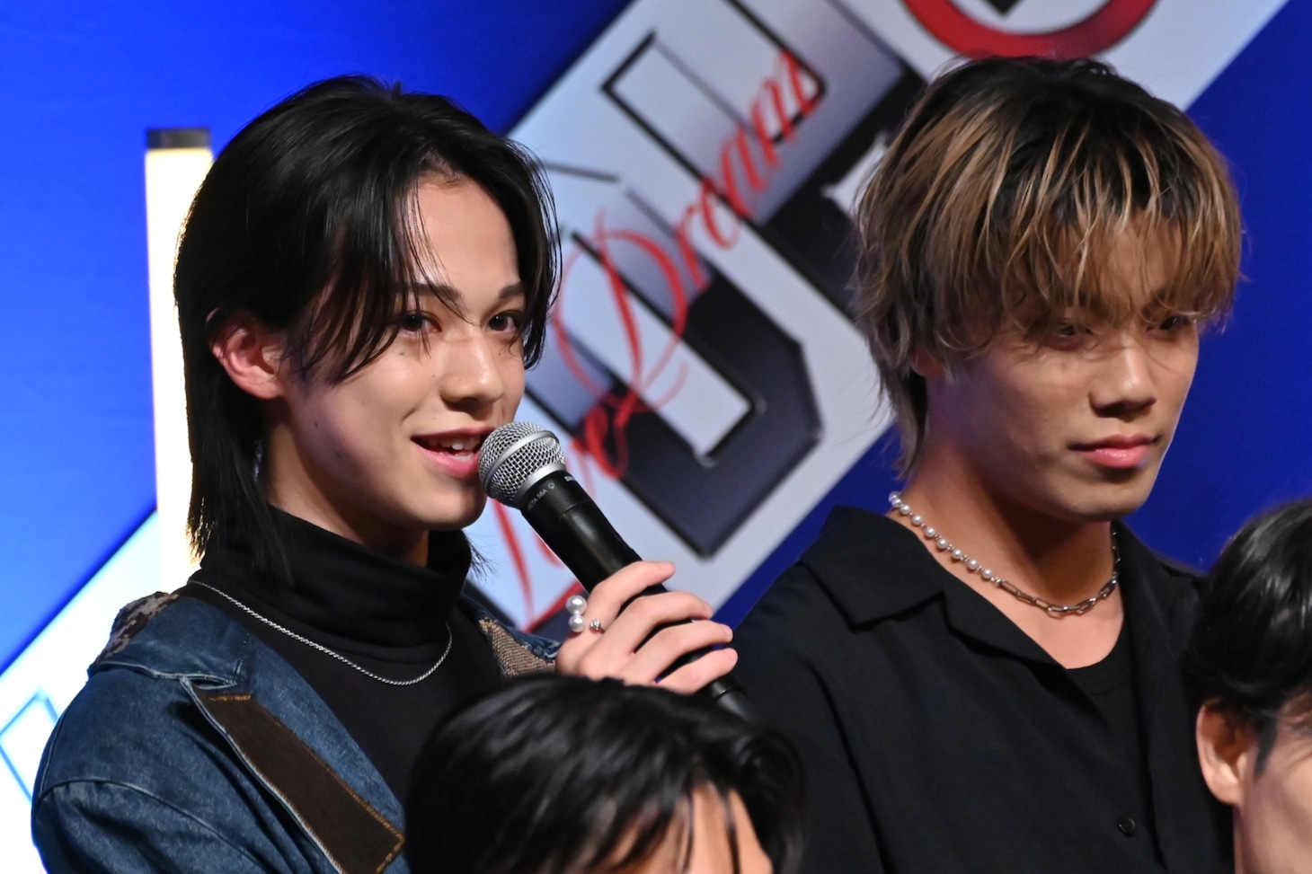 左から難波碧空、岩城星那（LIL LEAGUE）。