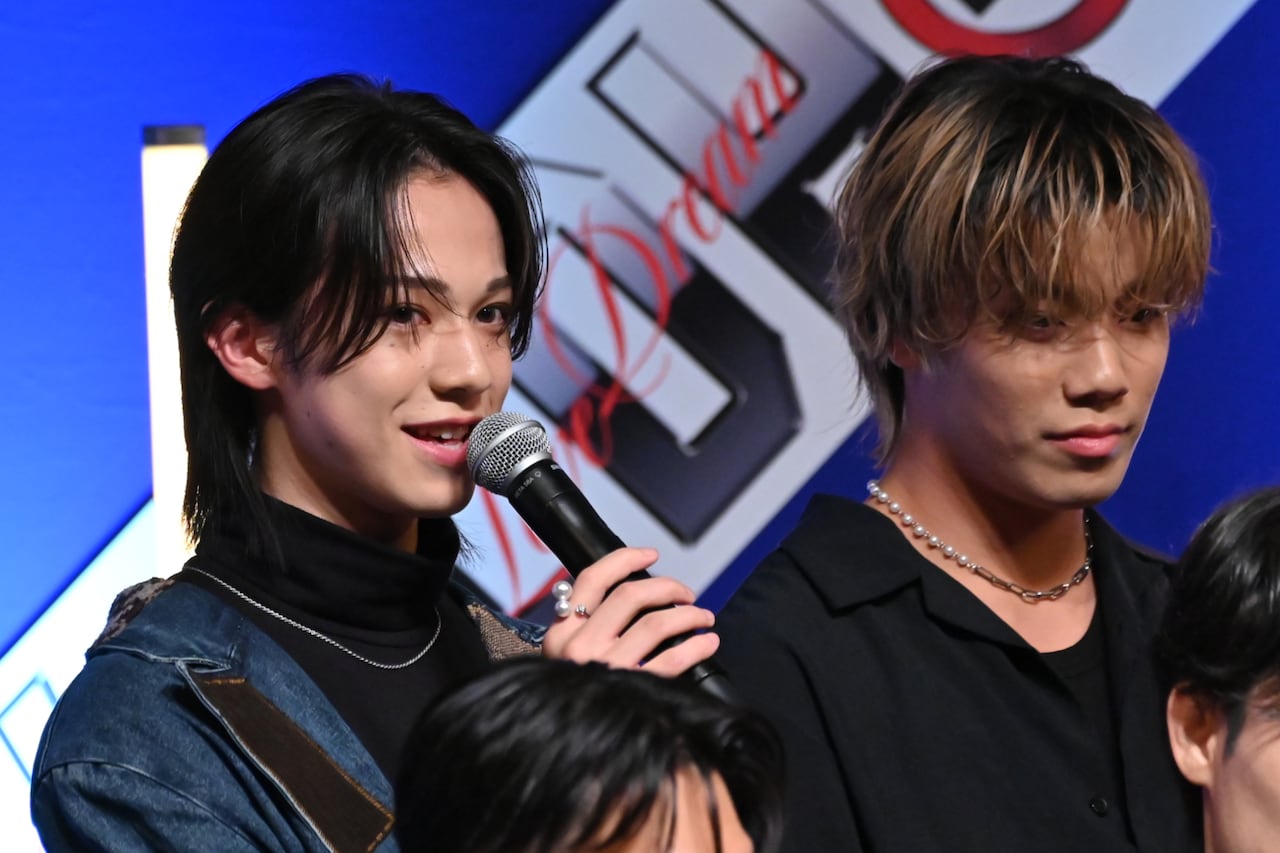 左から難波碧空、岩城星那（LIL LEAGUE）。