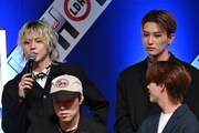 後列左から夫松健介、⼭本光汰(KID PHENOMENON)。