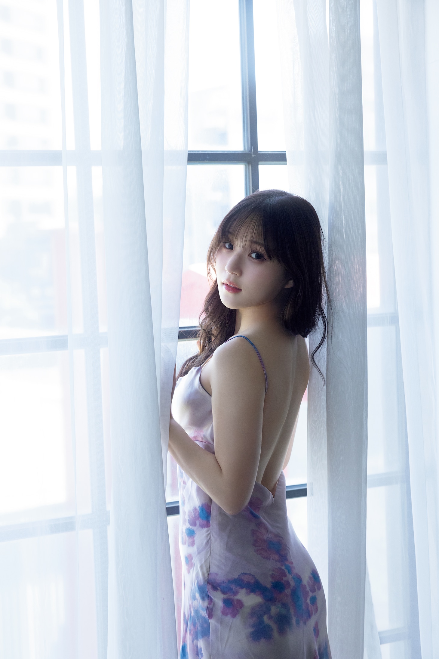 稲場愛香5th写真集のイメージカット。