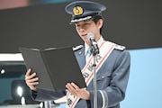 宣言を読み上げるリョウガ交通安全大使。