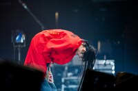 深々とお辞儀する桜木心菜。