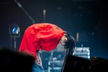 深々とお辞儀する桜木心菜。