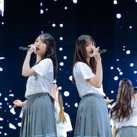 日向坂46の新体制ツアー開幕、キャプテンが宣言「期待を超えるステージを届けることを約束します」