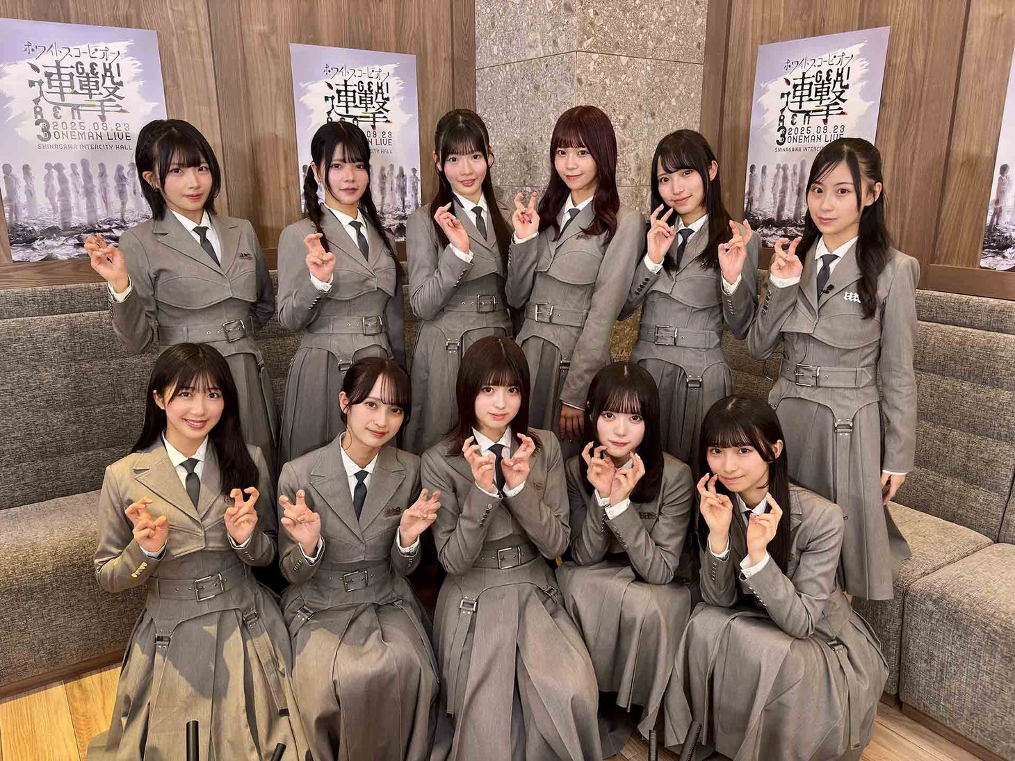 ニコニコ生放送で配信された特別番組に出演したWHITE SCORPION。