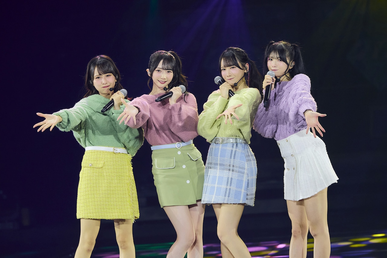 左から尾木波菜、谷崎早耶、鈴木瞳美、菅波美玲。©YOANI/KING