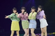 左から尾木波菜、谷崎早耶、鈴木瞳美、菅波美玲。©YOANI/KING RECORDS