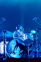 オカモトレイジ（Dr）（撮影：キョートタナカ）