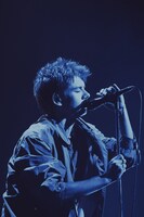 オカモトショウ（Vo）（撮影：キョートタナカ）