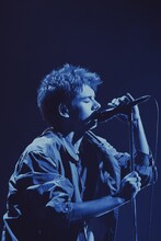 オカモトショウ（Vo）（撮影：キョートタナカ）