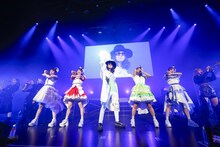 TEAM SHACHIと“ラップ民”ことMCU。（撮影：笹森健一）