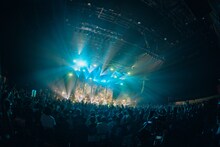 「Devil ANTHEM. ONE MAN LIVE『#でび夏霞演奏会2025』」の様子。（撮影：真島洸）