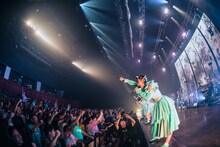 「Devil ANTHEM. ONE MAN LIVE『#でび夏霞演奏会2025』」の様子。（撮影：真島洸）