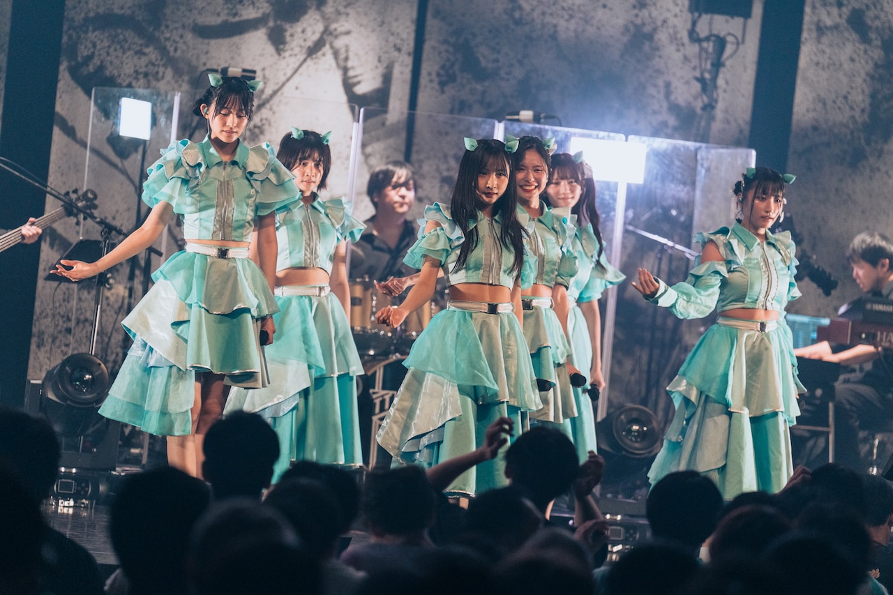 「Devil ANTHEM. ONE MAN LIVE『#でび夏霞演奏会2025』」の様子。（撮影：真島洸）
