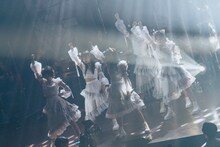 「Devil ANTHEM. ONE MAN LIVE『#でび夏霞演奏会2025』」の様子。（撮影：真島洸）