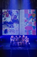 「GAME OVER」パフォーマンスの様子。（Photo by Leo Iizuka）