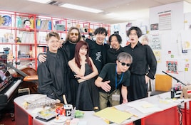 アイナ・ジ・エンドと向井秀徳、NHK「tiny desk concerts JAPAN」でコラボ