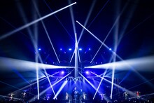 「FANTASTICS LIVE TOUR 2025"BUTTERFLY EFFECT" -FLY WITH YOU-」国立代々木競技場第一体育館公演の様子。