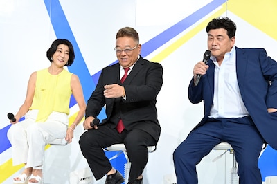 ガヤを入れる高嶋ちさ子とサンドウィッチマン。