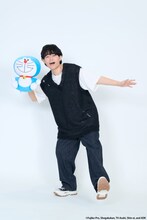 Tani Yuukiとドラえもん。©藤子プロ・小学館・テレビ朝日・シンエイ・ADK