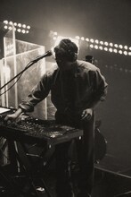 小袋成彬（Photo by Asami Nobuoka）