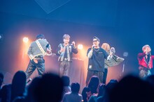 Cool-Xと山猿のコラボパフォーマンスの様子。（写真提供：I.Y.O）