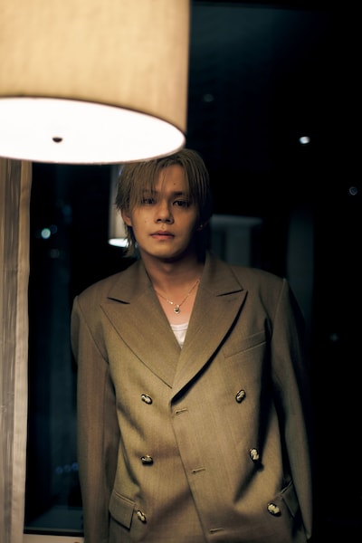 購入特典ポストカードのカット。©︎SDP