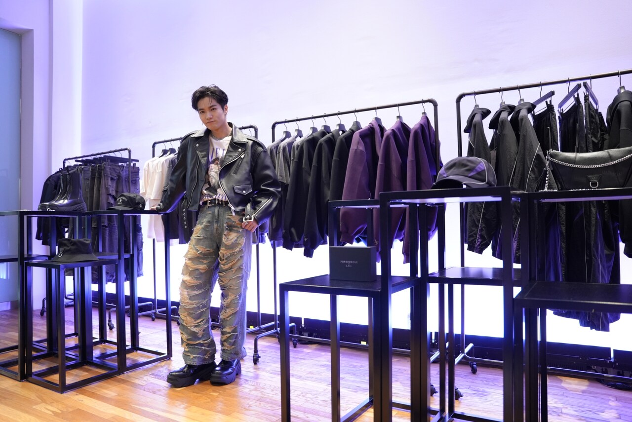 【川村壱馬 着用】forsomeone ライダースジャケット FORSOMEONE STOREを訪店した零/L.E.I.（川村壱馬）。 - 川村壱馬