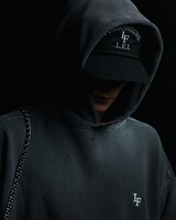 零/L.E.I.×FORSOMEONEルック