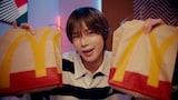 &TEAMが出演するWeb CM「ポテナゲにはコカ・コーラ!篇」より。