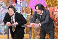 左から間宮祥太朗、こっちのけんと。©︎日本テレビ