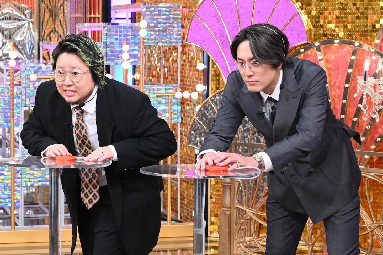 左から間宮祥太朗、こっちのけんと。©︎日本テレビ
