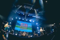 「SHISHAMO ワンマンライブ2025『残暑お見舞い申し上げます!!!』」の様子。（撮影：渡邉一生）