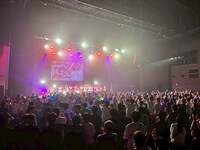 「OS☆U東名阪ツアー～DREAMIN'!!～」愛知・COMTEC PORTBASE公演の様子。（写真提供：I.Y.O）