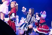 現在はGenesis Girlで活躍するOGの香田メイ。(写真右)(写真提供:I.Y.O)